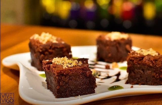 Brownie de chocolate con nueces - Imagen 1