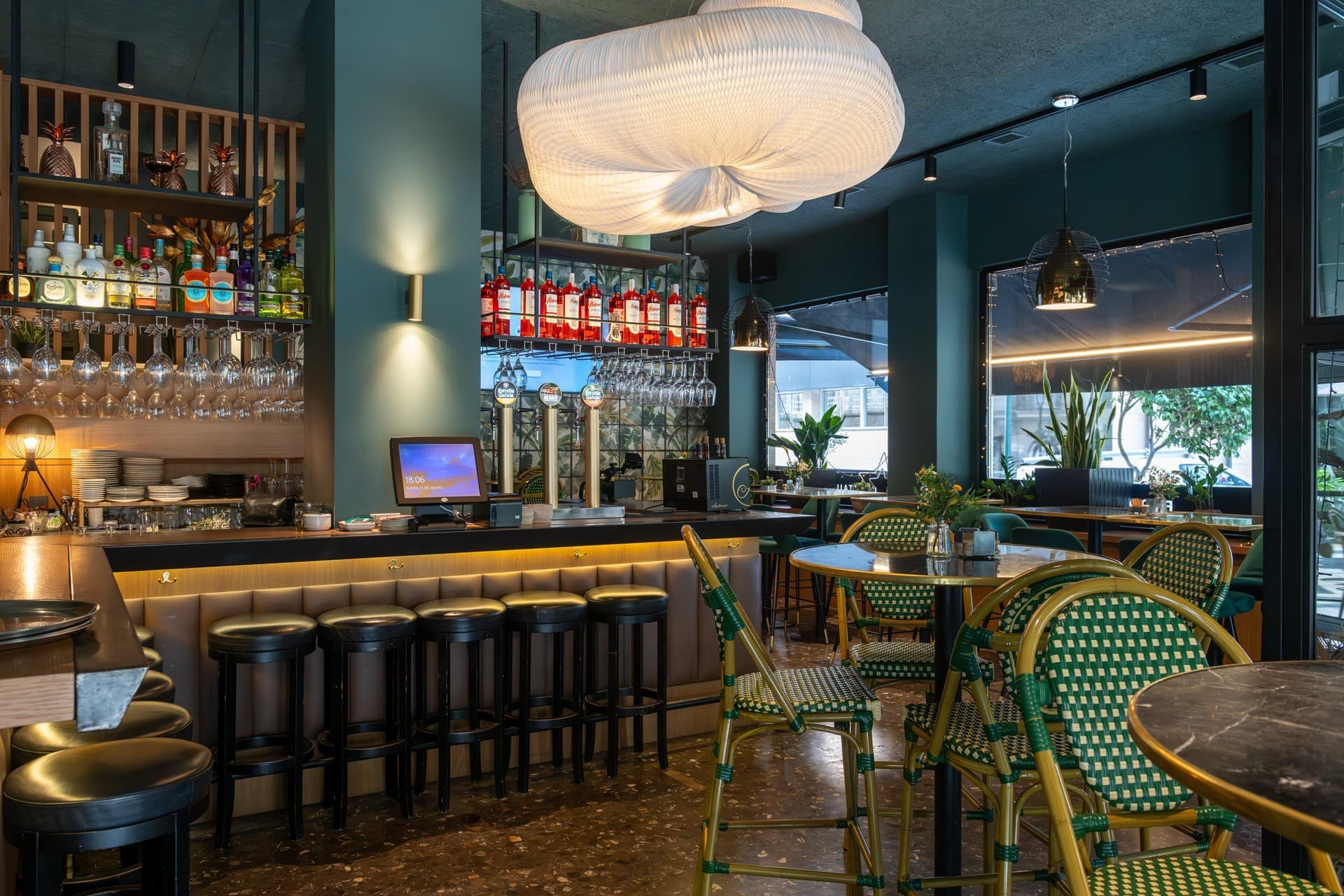 Local de cañas y tapas en Vigo