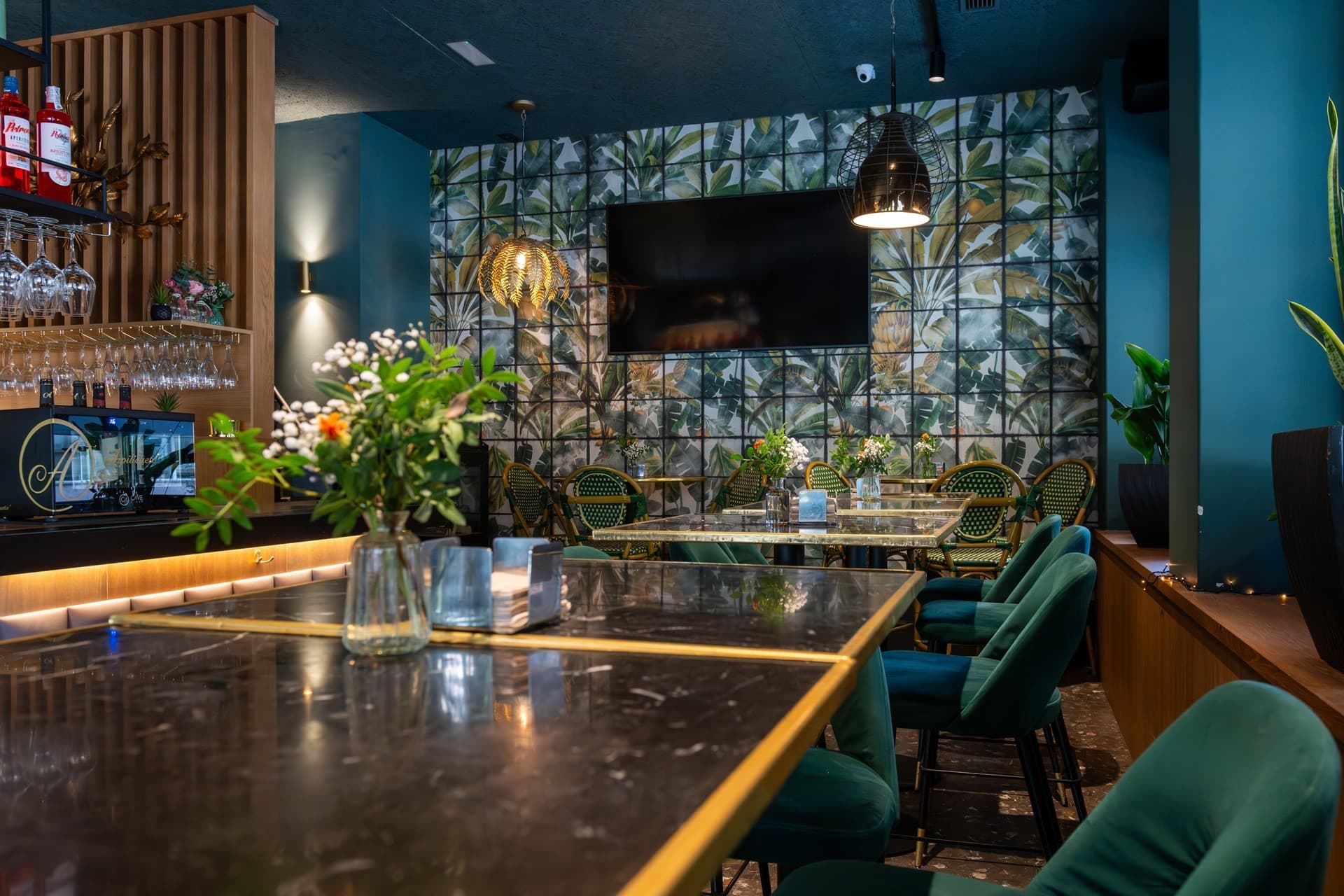 Tapería y vinoteca en Vigo